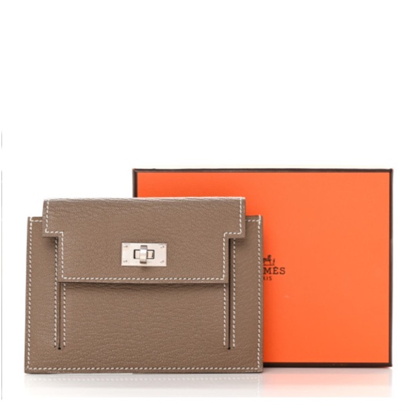 Hermes Chevre Chandra Kelly Pocket Compact Wallet Etoupe - Picture 16 of 17